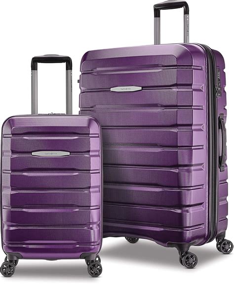 21.7 x 13.8 x 9.9 in luggage